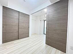 AZEST上板橋III 5階1DKのリビング/ダイニング