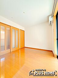 パイン　フィールド 205 2階1Kのリビング/ダイニング