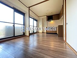 ローレル三宮 3階2LDKのリビング/ダイニング