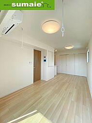 シャングリラI 2階2LDKのリビング/ダイニング