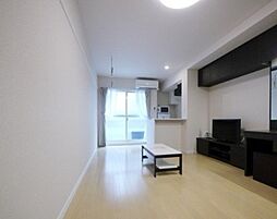 レオネクストヴィーブルIII 3階ワンルームのリビング/ダイニング