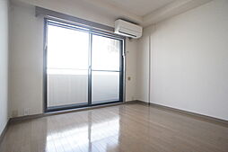 コンフォート・キタミ 502 5階1Kのリビング/ダイニング