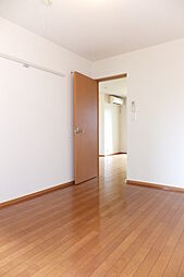 クレアール江原III 201 2階1LDKのリビング/ダイニング