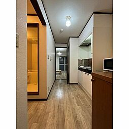 コージーハウス南成瀬 1階1Kのリビング/ダイニング