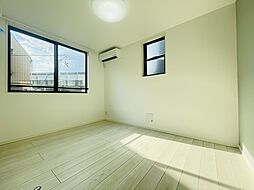 ブローテ四ツ木 202 2階1Kのリビング/ダイニング