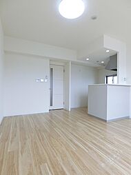 Future一条 306 3階1LDKのリビング/ダイニング