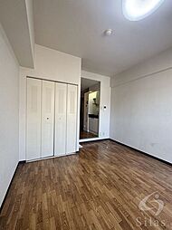 京都市営烏丸線 五条駅 徒歩1分の賃貸マンション 11階ワンルームのリビング/ダイニング