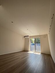 ブリューエン淵野辺 102 1階2LDKのリビング/ダイニング