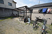 ★屋根付き駐輪場で雨にもぬれません★