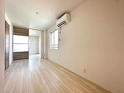 ロイヤルハイツ 3階1LDKのリビング/ダイニング