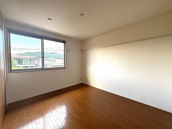 apartment 福島県白河市五番町川原61-1
五番町川原の賃貸情報を見る
物件地図