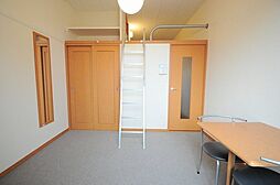 レオパレスアポロ 2階1Kのリビング/ダイニング