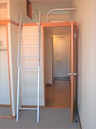 レオパレステン 1階1Kのリビング/ダイニング