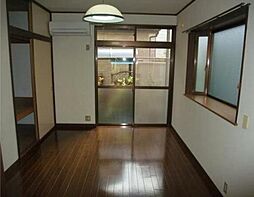居間