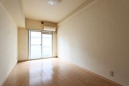 グリーンパーク南千住 2階1Kのリビング/ダイニング