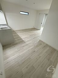 クリエオーレ初芝 1階2LDKのリビング/ダイニング