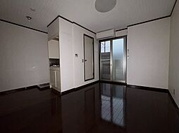 メゾン山崎 3階ワンルームのリビング/ダイニング