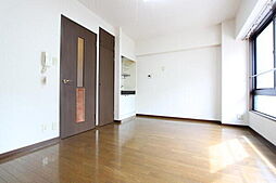 メインビル調布 406 4階ワンルームのリビング/ダイニング