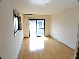 メイユールエスト府中 1階1Kのリビング/ダイニング