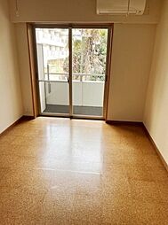 YSKVマンション 1階1Kのリビング/ダイニング