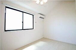 Alana　Hill 205 2階1Kのリビング/ダイニング