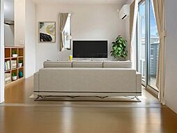 COMFOR 1階1LDKのリビング/ダイニング