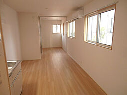 都営大江戸線 清澄白河駅 徒歩3分の賃貸アパート 2階1LDKのリビング/ダイニング