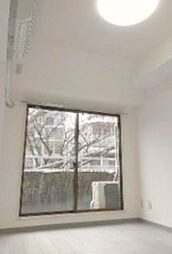 グレイス四谷 3階1Kのリビング/ダイニング