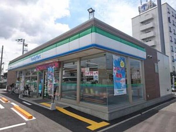 画像24:ファミリーマート堺出島海岸通店 1069m