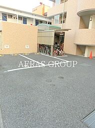 7 / 9