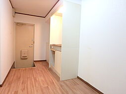 西新小岩コスモハイツ 1階1Kの室内