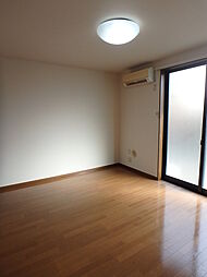 アムール琴2 206 2階1Kのリビング/ダイニング