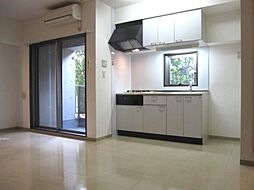 アトリウム25 2階ワンルームのリビング/ダイニング