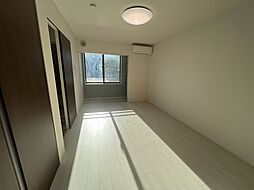 ミラドールII 202 2階1LDKのリビング/ダイニング