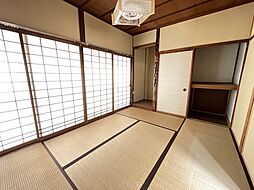 居間