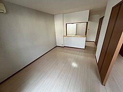 サンコート越谷 1階2LDKのリビング/ダイニング