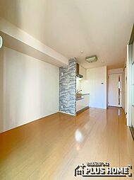 イソラ フェリジェII 107 1階2DKのリビング/ダイニング