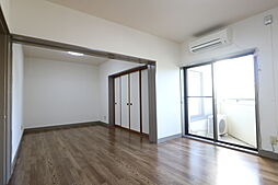 居間
