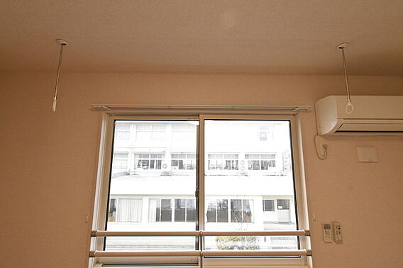 etincelleterre_内装_2
