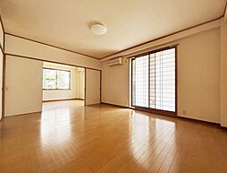 シルクメゾン 1階1LDKのリビング/ダイニング