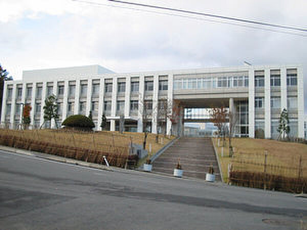 画像21:私立新潟薬科大学新津キャンパス 1004m