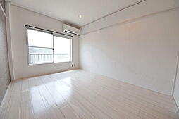 多摩都市モノレール 大塚・帝京大学駅 徒歩10分の賃貸マンション 2階1Kのリビング/ダイニング