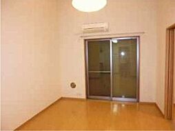 ジュールエストII 1階1LDKのリビング/ダイニング