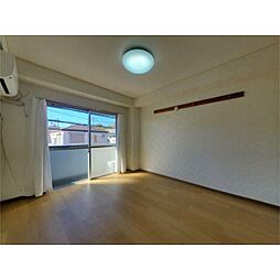 ぶるうめんはいむなかの 2階ワンルームのリビング/ダイニング