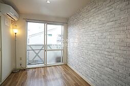 ビューラー・エイ 202 2階2Kのリビング/ダイニング