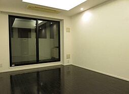 プライマル新宿若松町 5階1Kのリビング/ダイニング