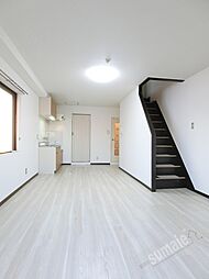 シティアーク北新 8階2LDKのリビング/ダイニング