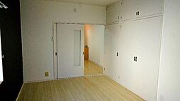 プチシャトー若草 1階1DKのリビング/ダイニング