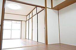 居間