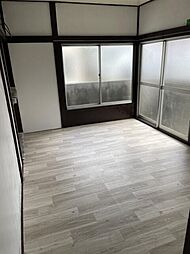 港荘 1階ワンルームのリビング/ダイニング